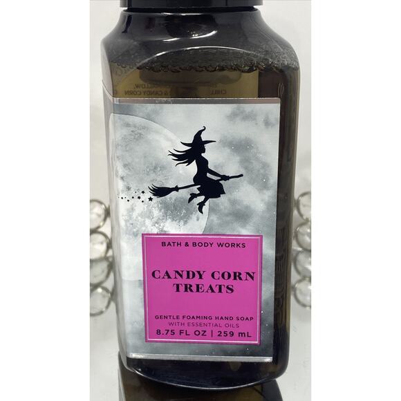 3 Bath Body Works Gentle Foaming Hand SOAP Candy Corn, Happy Hunting & Pumpkin - Picture 6 of 10